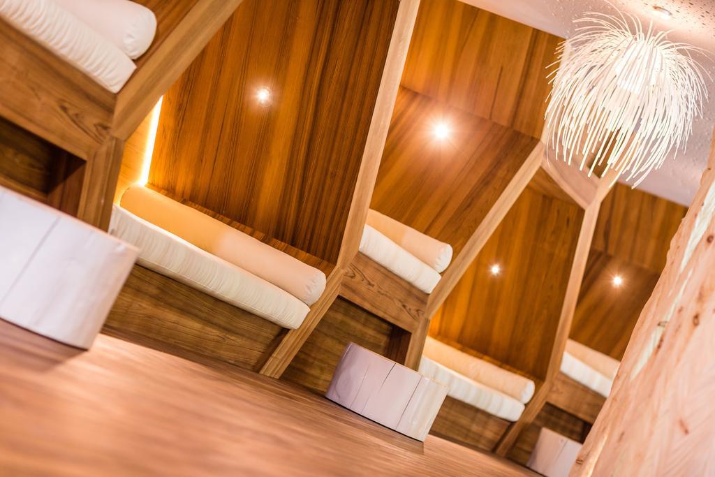 Alpine Luxury Spa Resort Schwarzenstein Lutago Kültér fotó