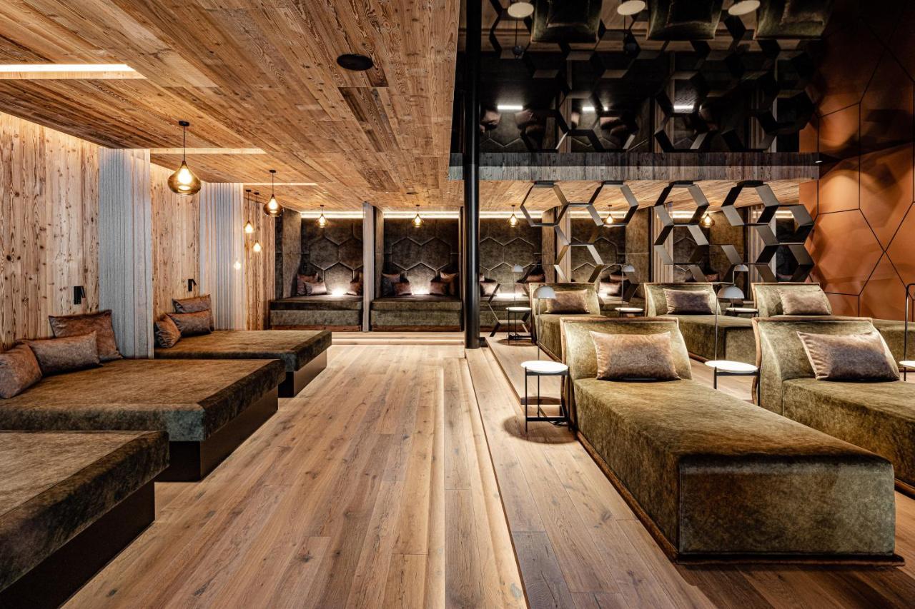 Alpine Luxury Spa Resort Schwarzenstein Lutago Kültér fotó