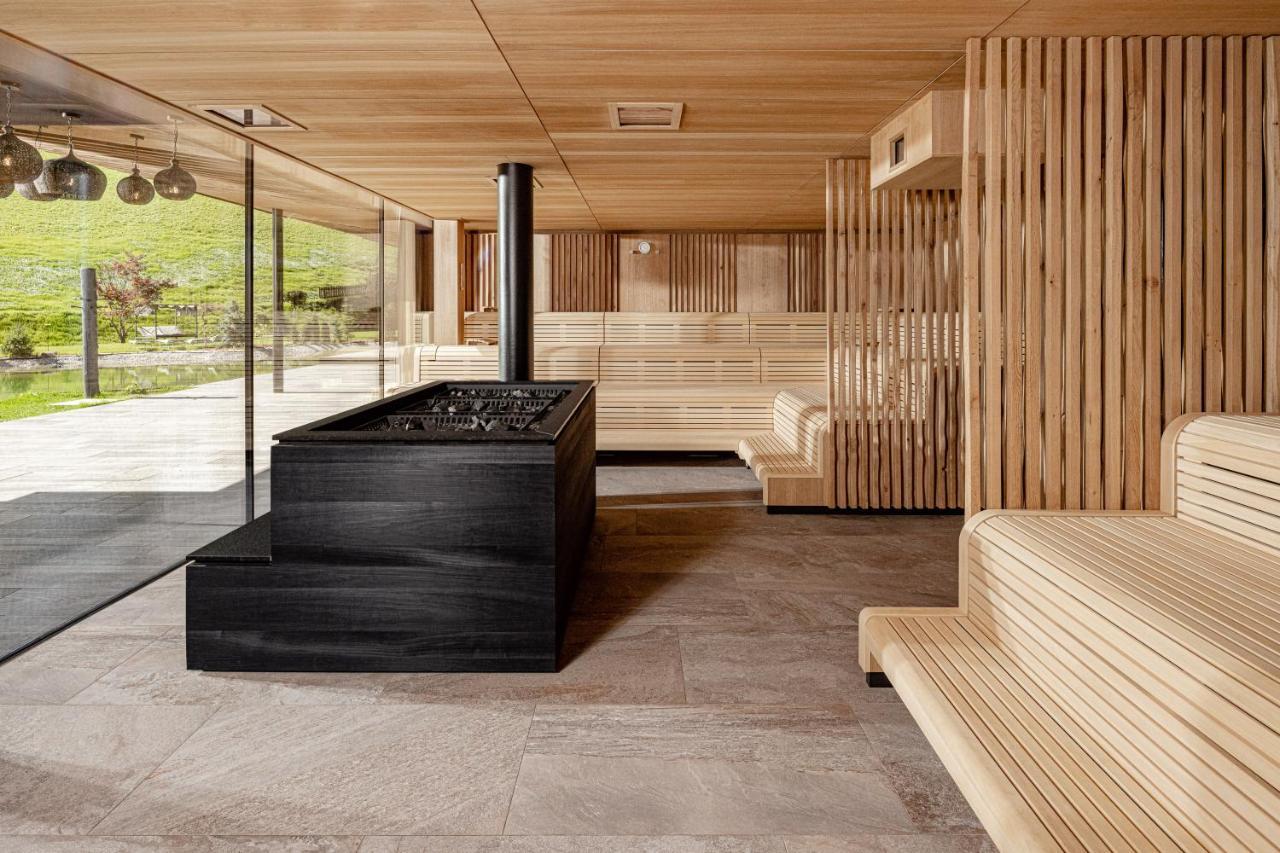 Alpine Luxury Spa Resort Schwarzenstein Lutago Kültér fotó
