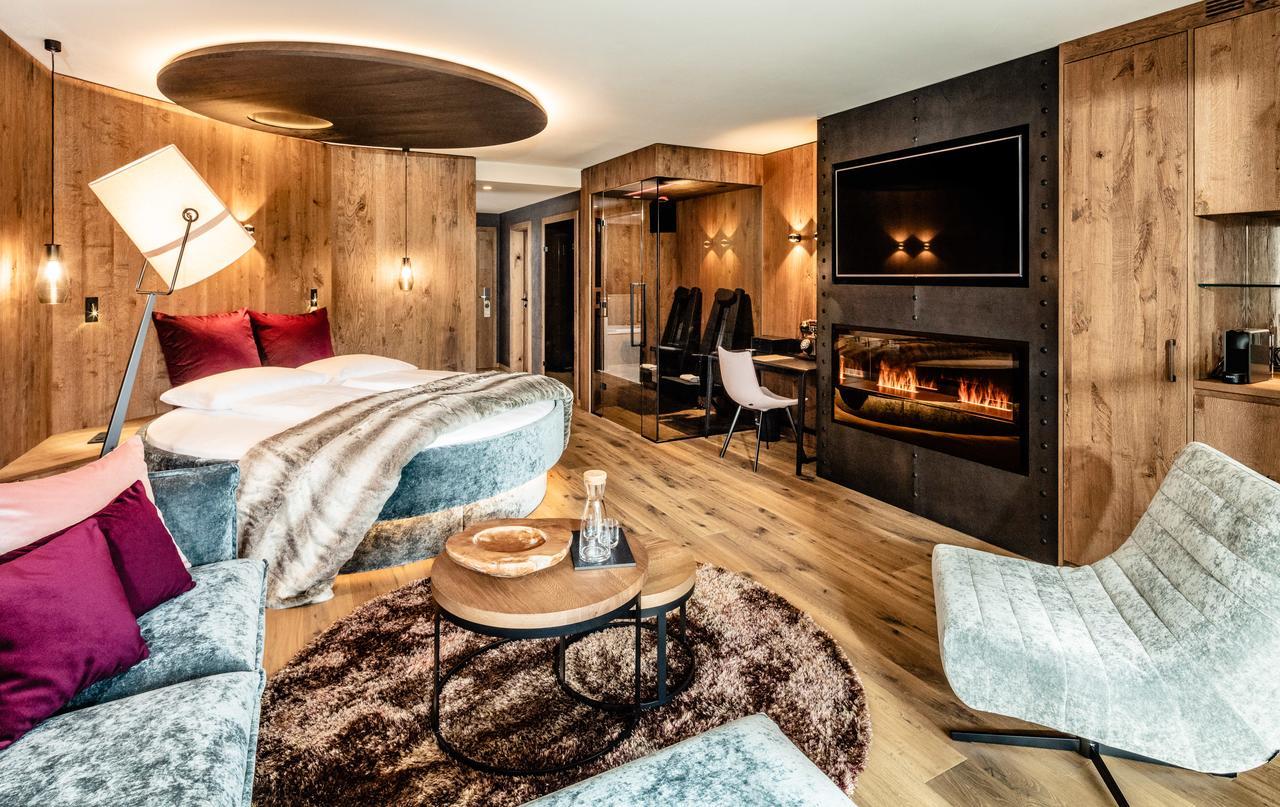 Alpine Luxury Spa Resort Schwarzenstein Lutago Kültér fotó