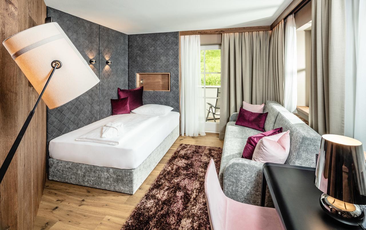 Alpine Luxury Spa Resort Schwarzenstein Lutago Kültér fotó